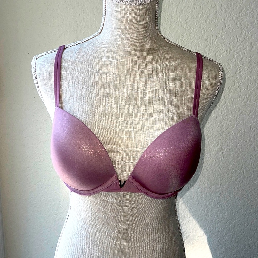 Victoria’s Secret 32DD-Push Up